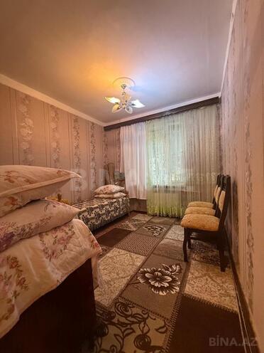 Satılır 2 otaqlı köhnə tikili 60 m², Həzi Aslanov m., photo 1 from 21