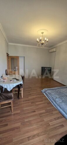 İcarəyə verilir 3 otaqlı köhnə tikili 90 m², 28 May m., photo 1 from 10