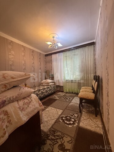 Продаётся 2-комн. вторичка 60 м², м. Ази Асланов, photo 4 from 17