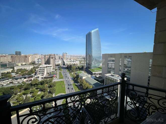 İcarəyə verilir 4 otaqlı yeni tikili 215 m², 28 May m., photo 4 from 32