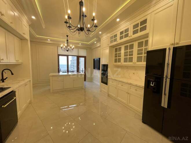 İcarəyə verilir 4 otaqlı yeni tikili 215 m², 28 May m., photo 8 from 32
