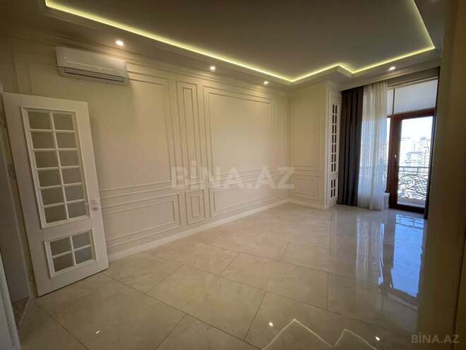 İcarəyə verilir 4 otaqlı yeni tikili 215 m², 28 May m., photo 27 from 32