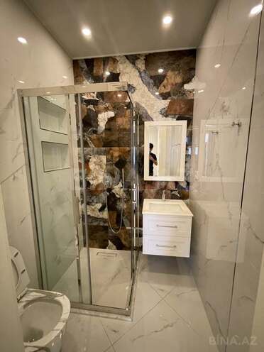 İcarəyə verilir 4 otaqlı yeni tikili 215 m², 28 May m., photo 30 from 32