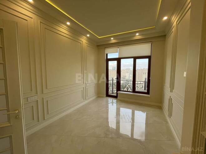 İcarəyə verilir 4 otaqlı yeni tikili 215 m², 28 May m., photo 18 from 32