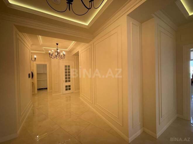 İcarəyə verilir 4 otaqlı yeni tikili 215 m², 28 May m., photo 15 from 32
