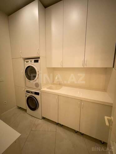 İcarəyə verilir 4 otaqlı yeni tikili 215 m², 28 May m., photo 17 from 32