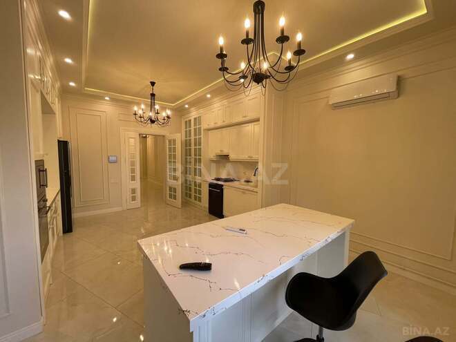 İcarəyə verilir 4 otaqlı yeni tikili 215 m², 28 May m., photo 9 from 32