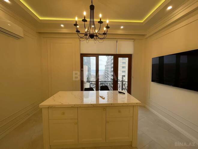 İcarəyə verilir 4 otaqlı yeni tikili 215 m², 28 May m., photo 10 from 32