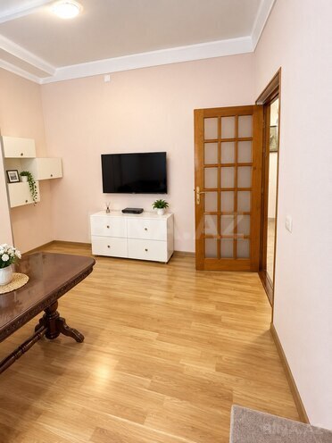 Сдаётся 2-комн. вторичка 55 м², м. Низами, photo 5 from 13