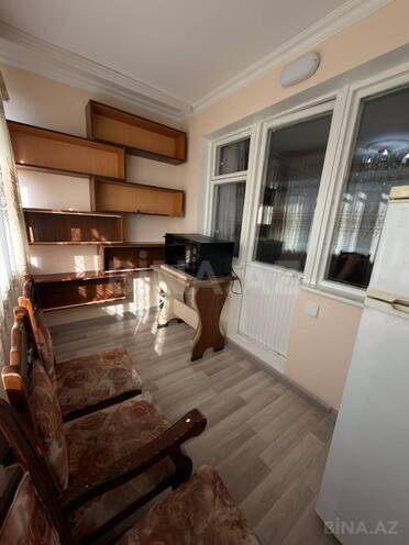 Продается 2-комн. вторичка 55 м², м. Нефтчиляр, photo 11 from 15