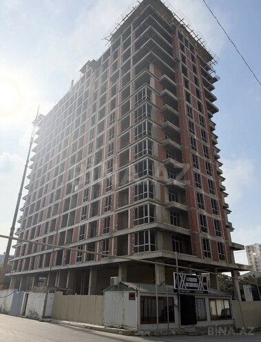 Продаётся 2-комн. новостройка 89 м², м. Кара Караев, photo 1 from 8