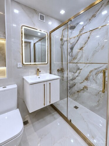Продаётся 2-комн. вторичка 60 м², м. Элмляр Академиясы, photo 8 from 9