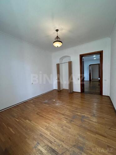 Сдаётся 3-комн. офис 120 м², м. Сахил, photo 4 from 9