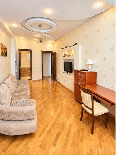 Satılır 3 otaqlı yeni tikili 165 m², 28 May m., photo 4 from 8