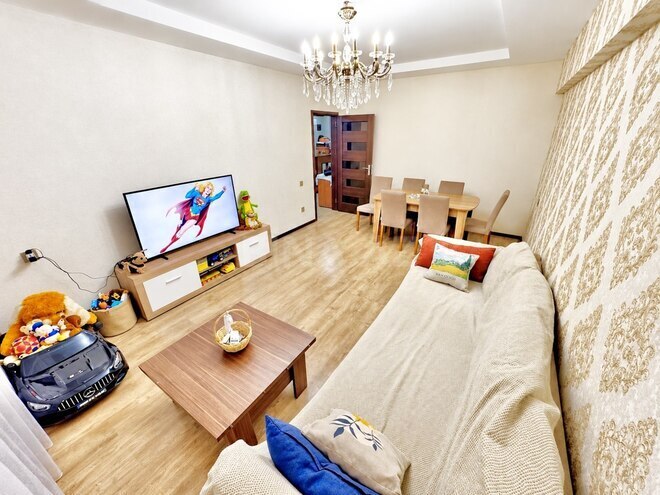 Продается 3-комн. вторичка 95 м², м. Кара Караев, photo 5 from 17