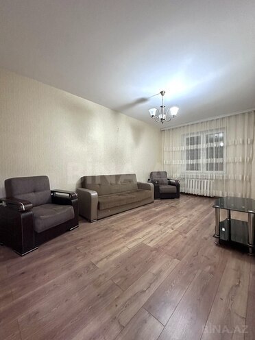 Продаётся 2-комн. вторичка 65 м², м. Ахмедлы, photo 1 from 11
