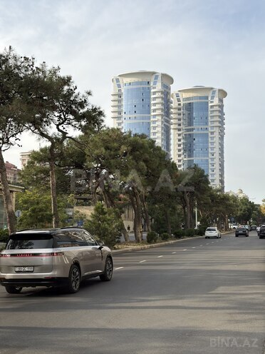 Satılır 4 otaqlı yeni tikili 240 m², Nizami m., photo 1 from 15