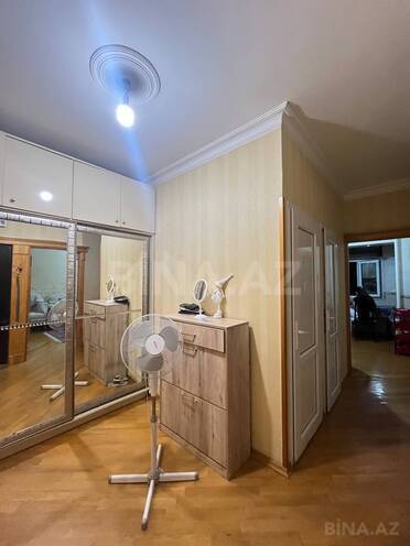 Продаётся 2-комн. вторичка 65 м², Хатаинский р., photo 8 from 13