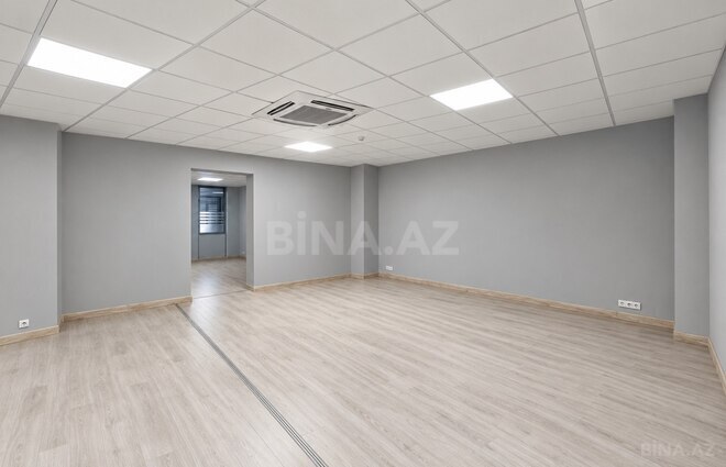 İcarəyə verilir  obyekt 1 000 m², İnşaatçılar m., photo 8 from 11