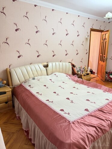 Продаётся 2-комн. вторичка 60 м², м. Кара Караев, photo 11 from 22