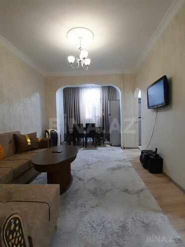 Satılır 2 otaqlı köhnə tikili 55 m², Memar Əcəmi m., photo 7 from 16