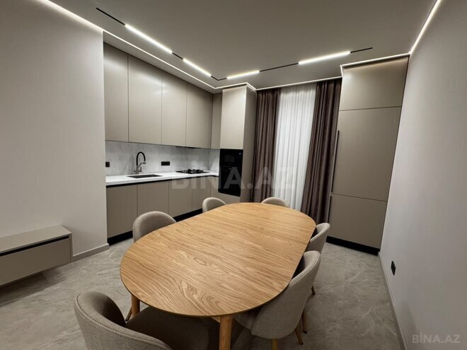 İcarəyə verilir 3 otaqlı yeni tikili 105 m², 28 May m., photo 1 from 25