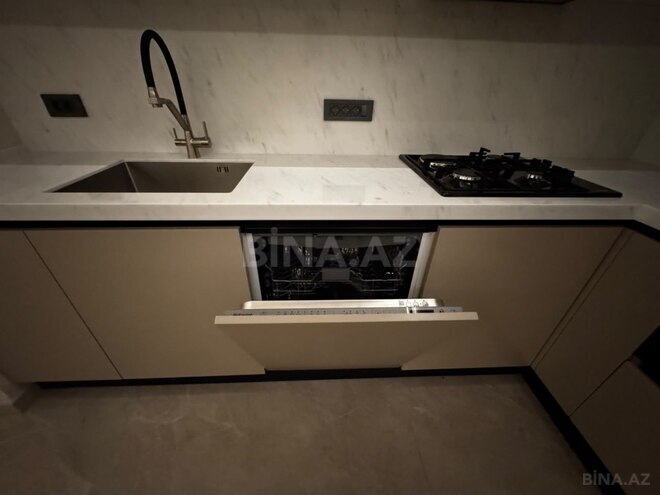İcarəyə verilir 3 otaqlı yeni tikili 105 m², 28 May m., photo 24 from 25