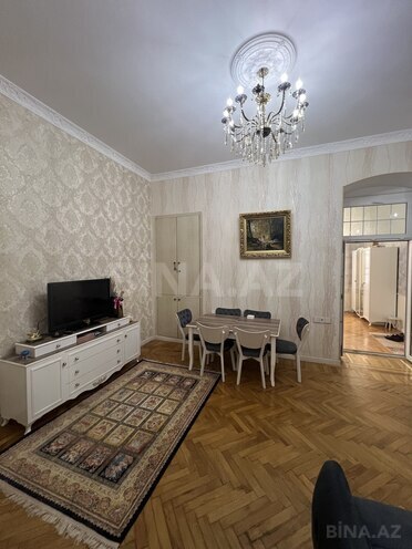 Satılır 5 otaqlı köhnə tikili 140 m², Nizami m., photo 17 from 25