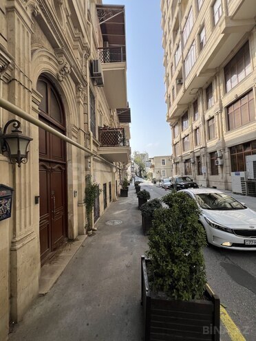Satılır 5 otaqlı köhnə tikili 140 m², Nizami m., photo 20 from 25