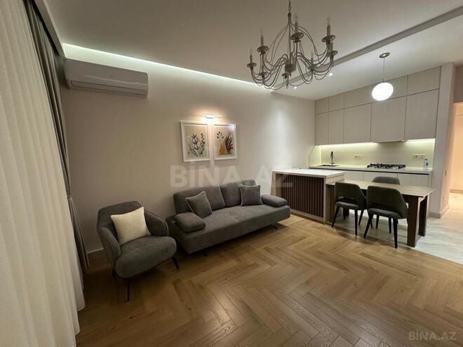 Сдается 2-комн. новостройка 65 м², м. 8 ноября, photo 1 from 9