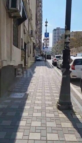 Satılır 2 otaqlı köhnə tikili 35 m², Nizami m., photo 5 from 8