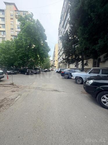 Satılır 3 otaqlı köhnə tikili 90 m², Nəsimi r., photo 11 from 13