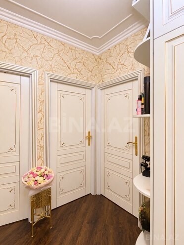 Продается 3-комн. вторичка 85 м², м. Ази Асланов, photo 14 from 19