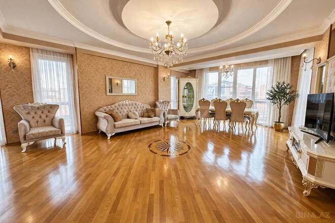 Продаётся 2-комн. новостройка 70 м², м. Кара Караев, photo 1 from 12