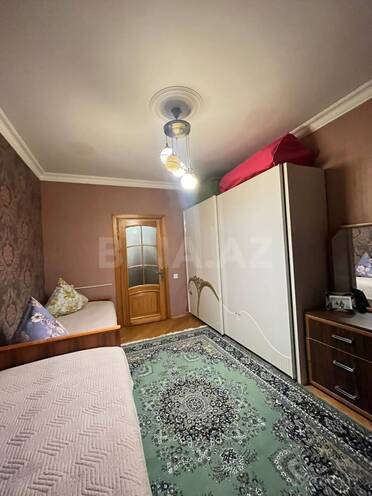 Продается 2-комн. вторичка 68 м², Хатаинский р., photo 13 from 20
