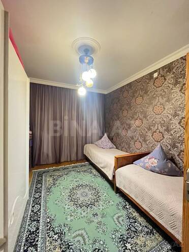 Продается 2-комн. вторичка 68 м², Хатаинский р., photo 14 from 20