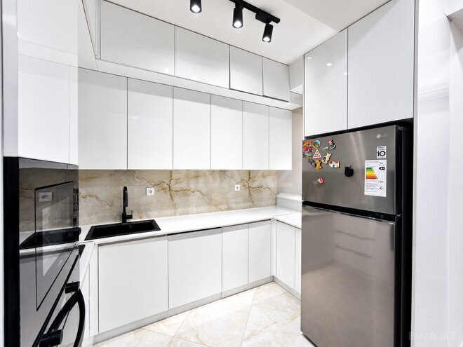 Продаётся 3-комн. новостройка 81 м², м. Ази Асланов, photo 8 from 12