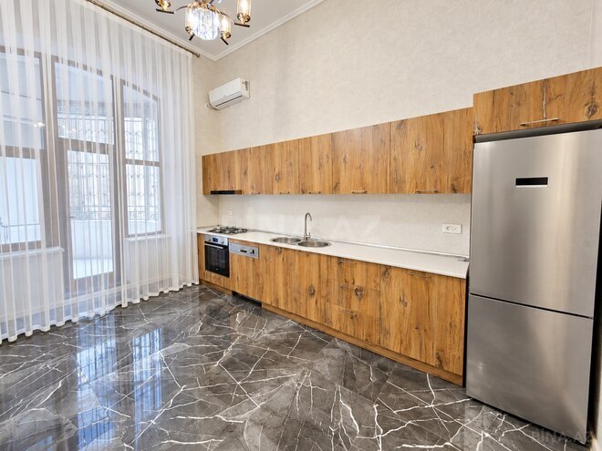İcarəyə verilir 4 otaqlı köhnə tikili 250 m², Sahil m., photo 9 from 15