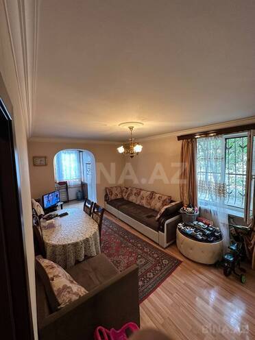 Satılır 2 otaqlı köhnə tikili 50 m², Gənclik m., photo 1 from 17