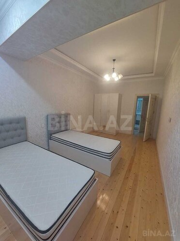 Сдаётся 3-комн. новостройка 125 м², м. Иншаатчылар, photo 10 from 18