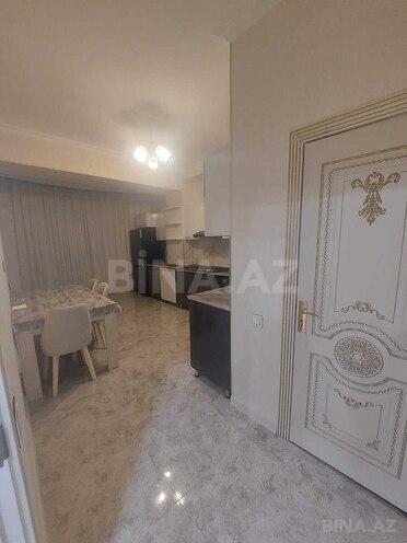 Сдаётся 3-комн. новостройка 125 м², м. Иншаатчылар, photo 1 from 18