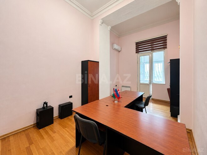 Продается 5-комн. офис 400 м², м. Сахил, photo 5 from 17