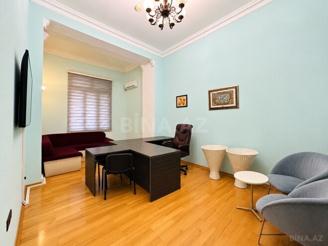 Продается 5-комн. офис 400 м², м. Сахил, photo 12 from 17