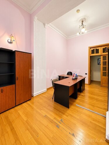 Продается 5-комн. офис 400 м², м. Сахил, photo 7 from 17