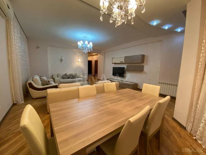Сдаётся 4-комн. новостройка 180 м², м. Низами, photo 3 from 25