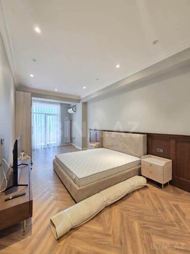 Satılır 4 otaqlı yeni tikili 242 m², 28 May m., photo 10 from 22