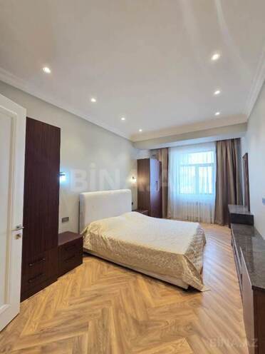 Satılır 4 otaqlı yeni tikili 242 m², 28 May m., photo 8 from 22