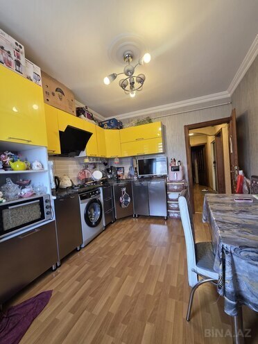 Продается 2-комн. вторичка 65 м², м. Халглар Достлугу, photo 5 from 11