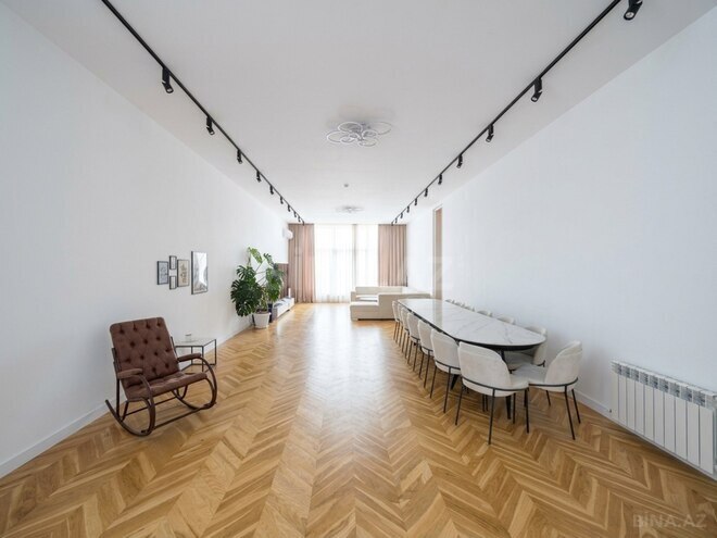 Сдаётся 10-комн. дом/дача 900 м², пос. Бадамдар, photo 3 from 8