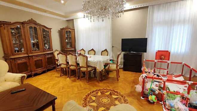 Продается 4-комн. вторичка 138 м², м. Нариман Нариманов, photo 1 from 16